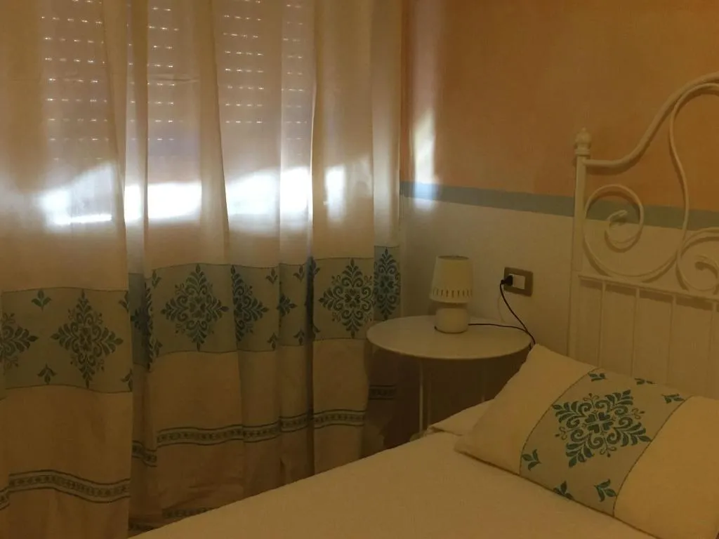 Room, Su Recreu, Alghero