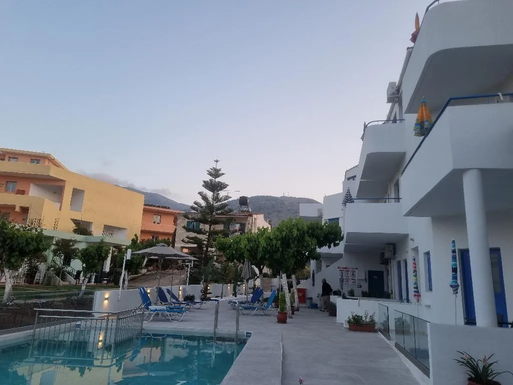 General view, Leonidas Studios & Apartments, Crete