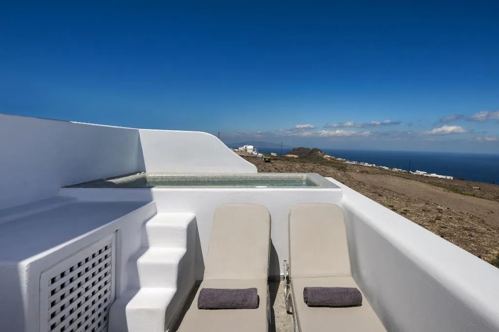 Room, Seven Suites, Santorini