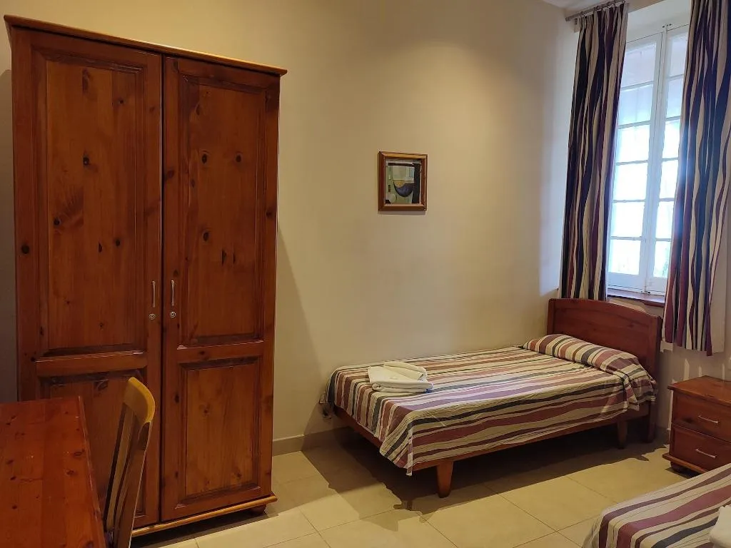 Room, Sprachcaffe International Aparthotel Pembroke, Malta