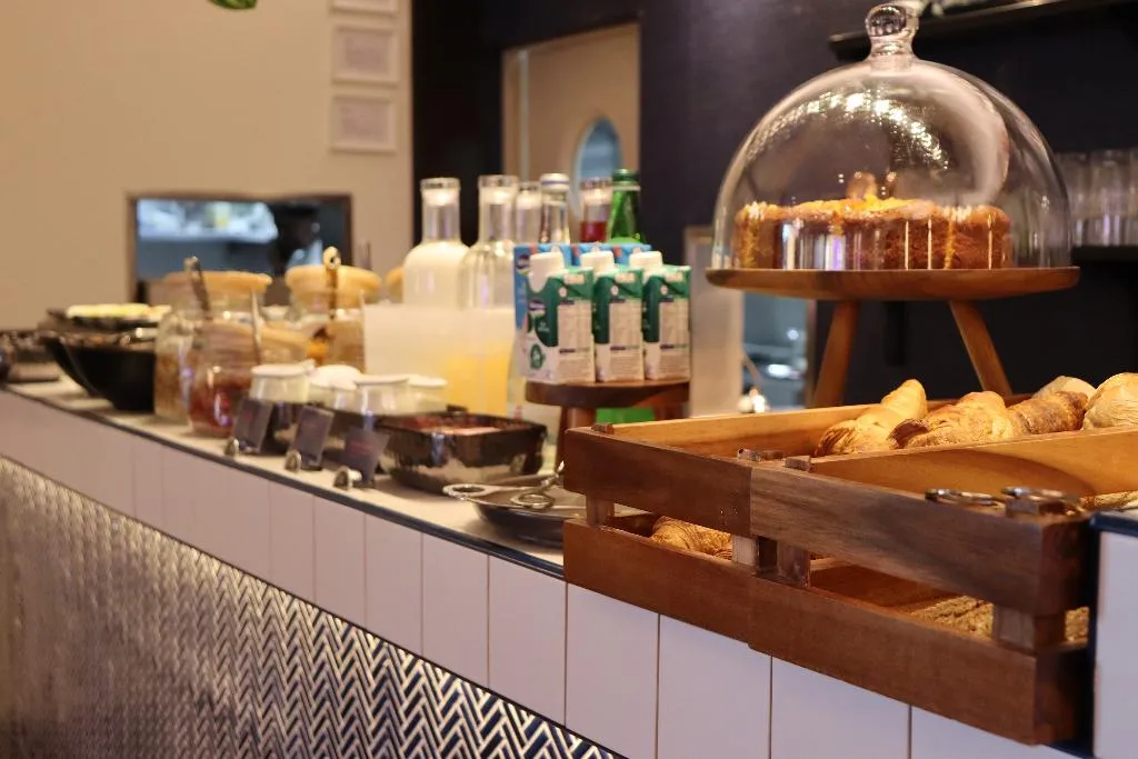 Restaurant, Real Residência - Apartmentos Turísticos, Lisbon