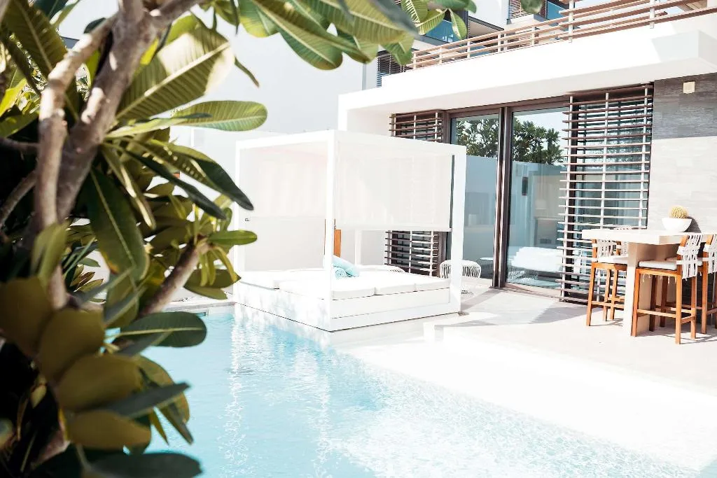VILLA WITH PRIVATE POOL Room, Nikki Beach Resort & Spa Dubai, Dubai