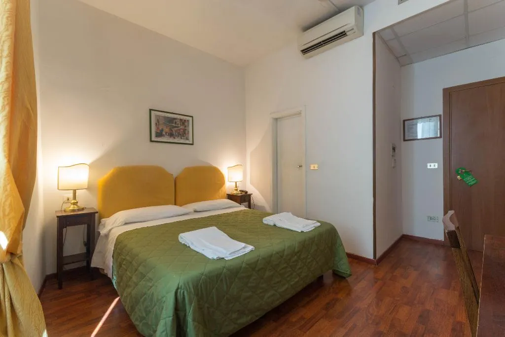 Double or Twin CLASSIC Room, Hotel Rex, Florence