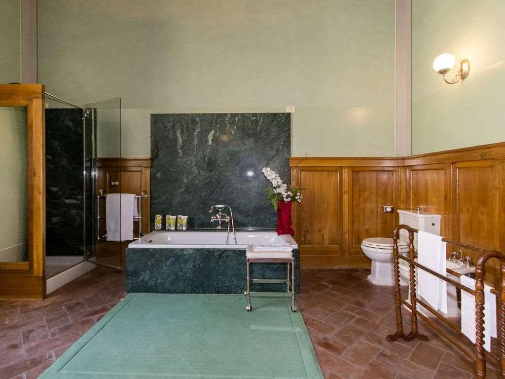 Room, Loggiato Dei Serviti, Florence