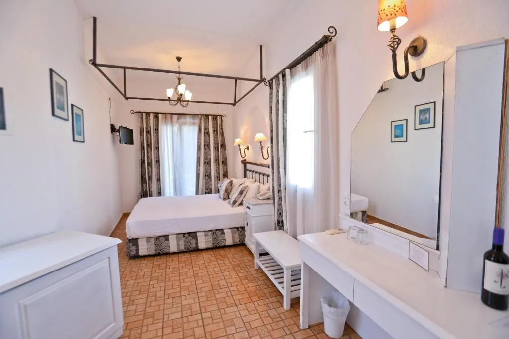 Double or Twin STANDARD Room, Mykonos Palace Beach Hotel, Mykonos