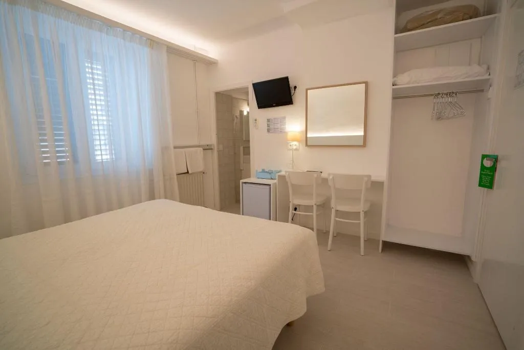 Room, Hostal Marina Cadaqués, Costa Brava