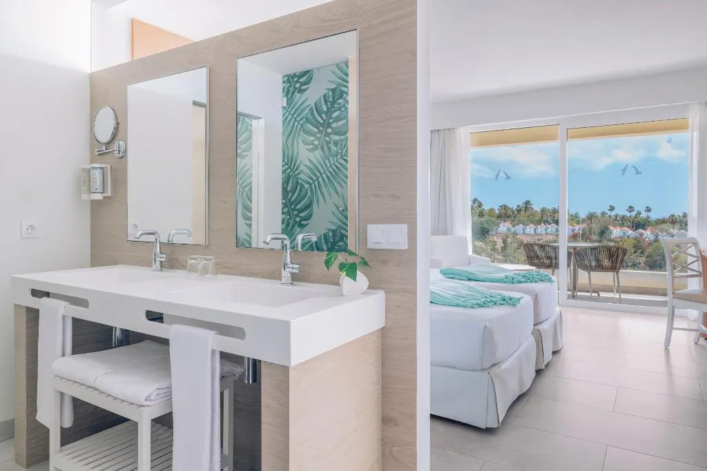DOUBLE SINGLE USE SUPERIOR SEA VIEW Room, Iberostar Waves Playa Gaviotas, Fuerteventura