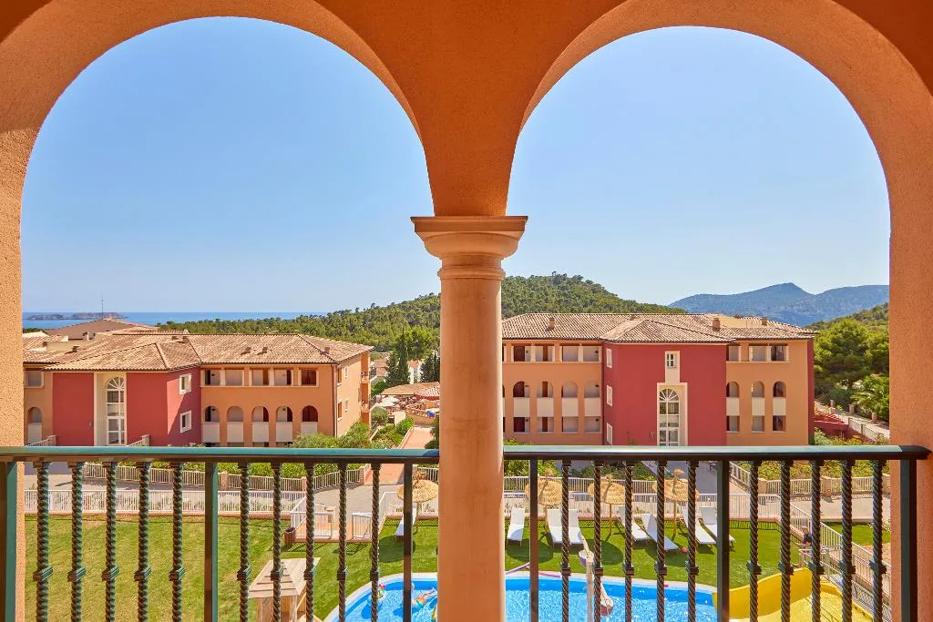 FAMILY ROOM POOL VIEW Room, Hotel Bordoy Don Antonio, Majorca