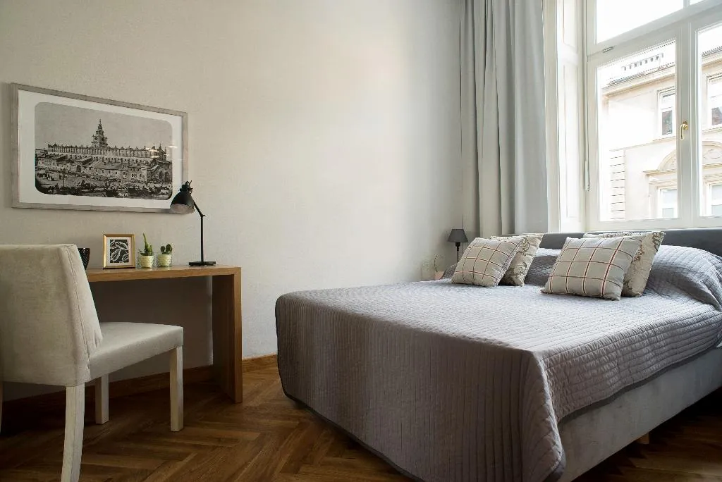 APARTMENT SUPERIOR ONE BEDROOM Room, Belle Epoque Residence, Krakow