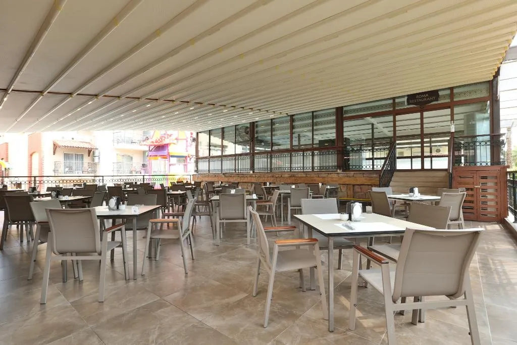 Restaurant, Crystal Aura Aqua Collection, Antalya