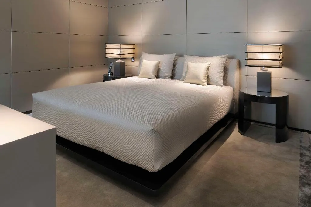 SUITE CAPACITY 3 Room, Armani Hotel Milano, Milan