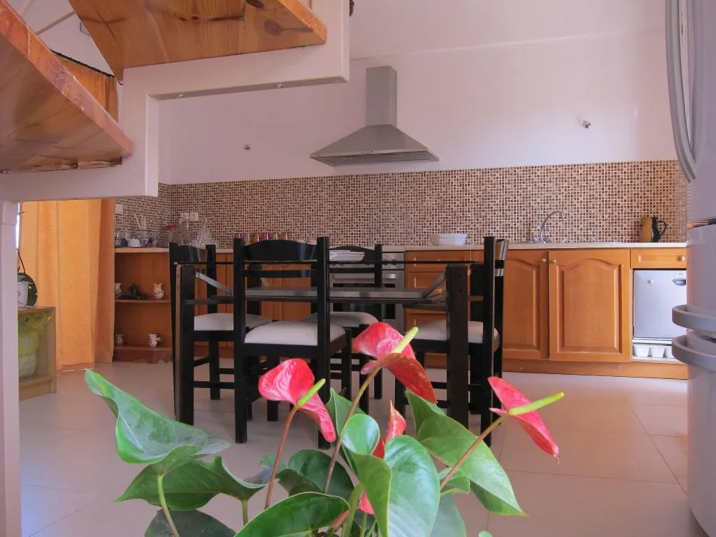 Room, Baladinos Apartments, Crete