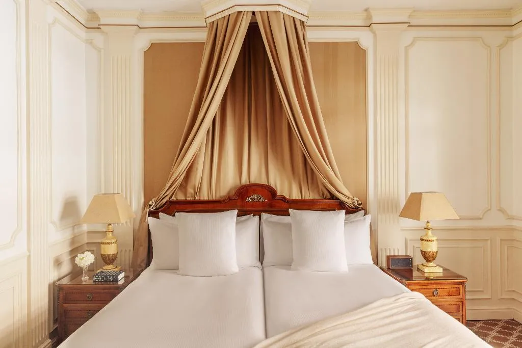 Double or Twin PREMIER Room, Hotel Fenix Gran Meliá, Madrid