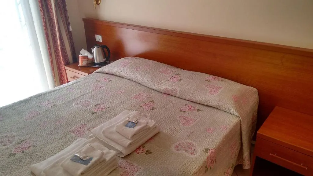 Room, A Casa Di Mei, Naples