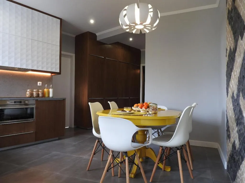 Room, Lisbon Airport Hostel, Lisbon