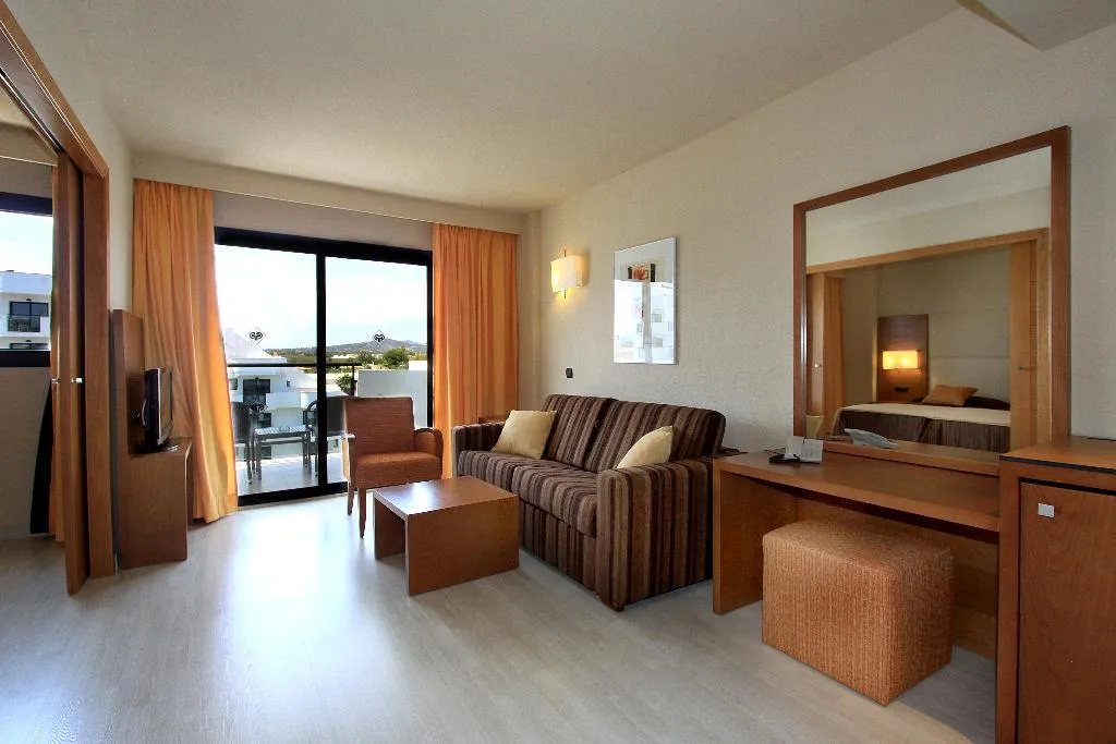 Double or Twin WITH BALCONY Room, Protur Palmeras Playa Hotel, Majorca