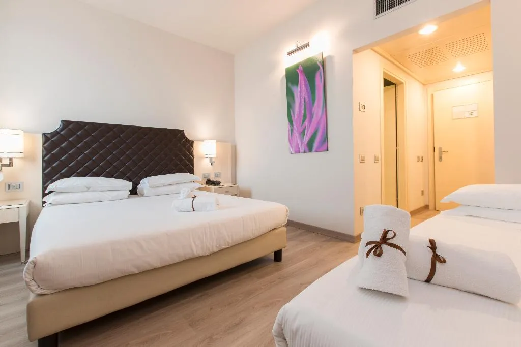 TRIPLE STANDARD Room, Just Hotel Lomazzo Fiera, Milan