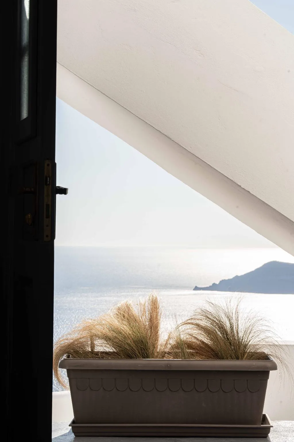 JUNIOR SUITE STANDARD Room, La Roka Cliffside Memories, Santorini