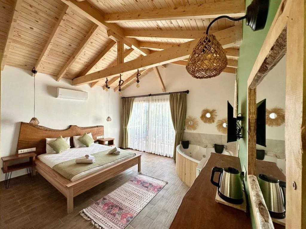 Room TWO QUEEN BEDS Room, Faralya Misafir Evi, Dalaman