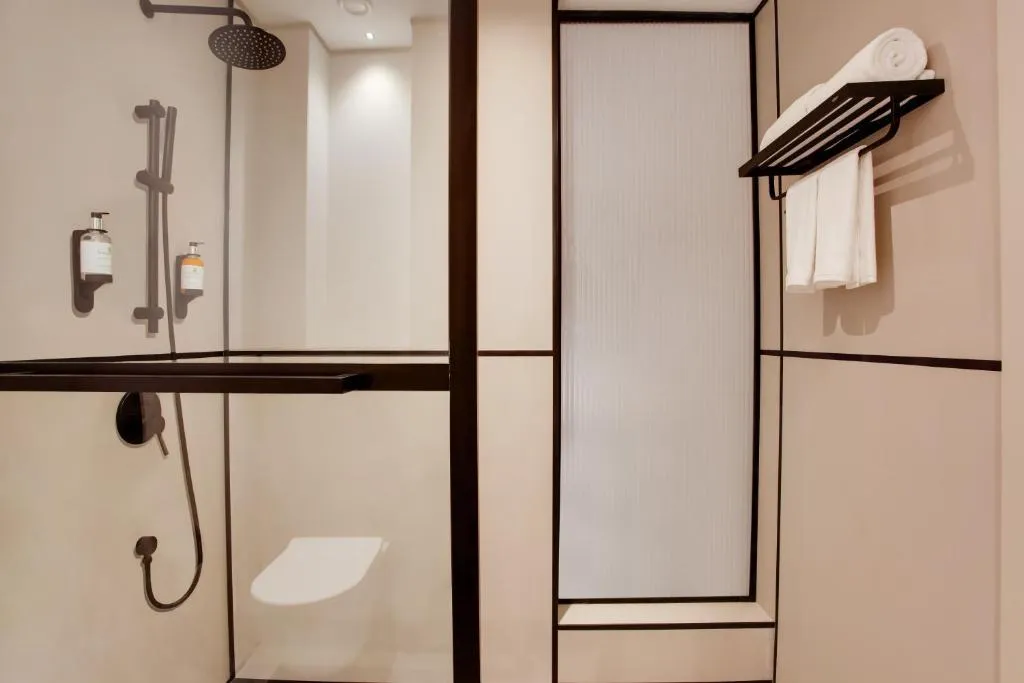 DOUBLE SUPERIOR Room, Lemon Tree Hotel Jumeirah, Dubai, Dubai