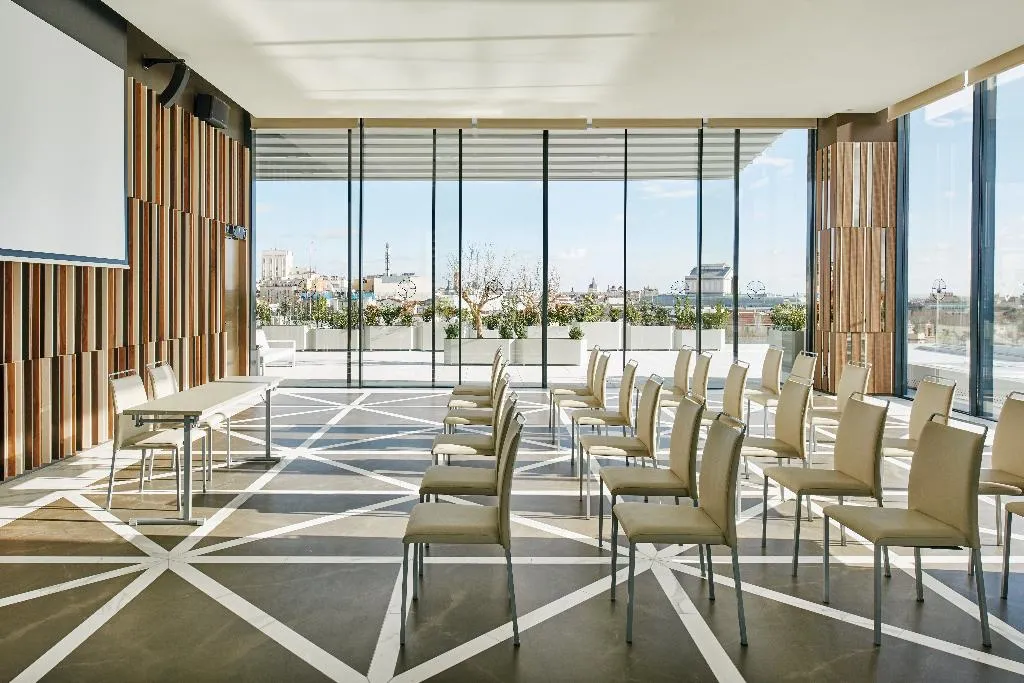 Conferences, VP Plaza España Design, Madrid