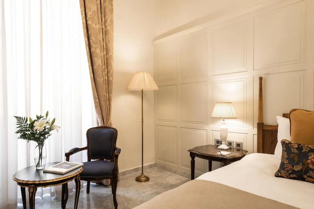 Room, Palais Le Brun, Malta