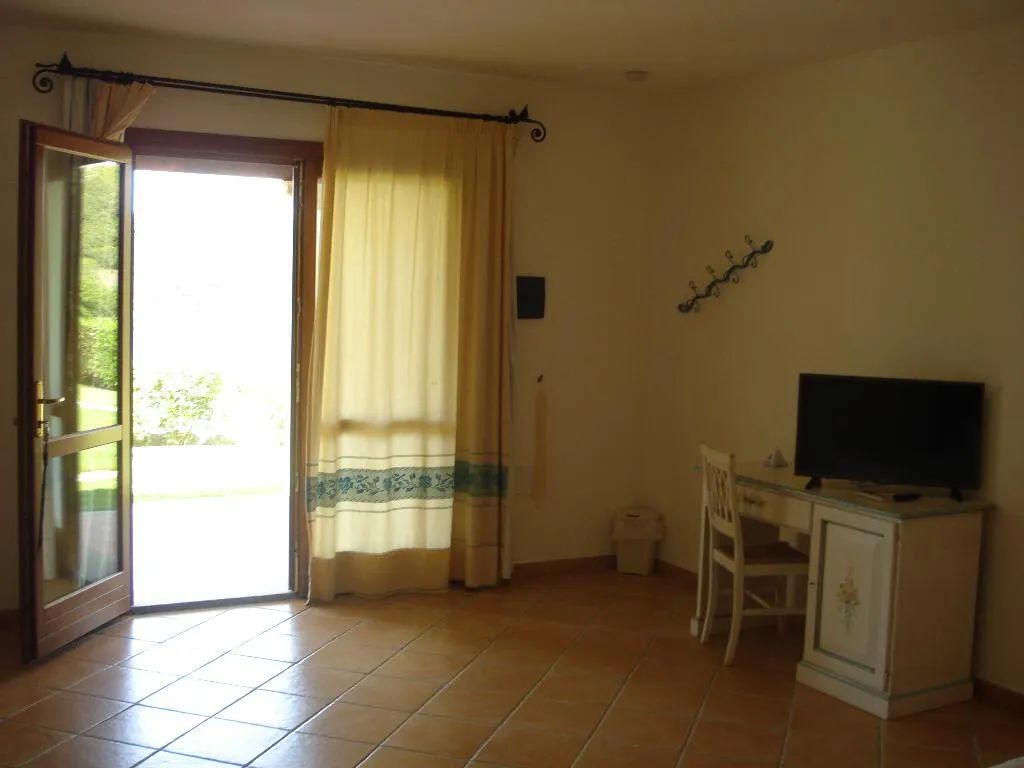 DOUBLE SUPERIOR Room, Hotel Relais Valkarana, Olbia