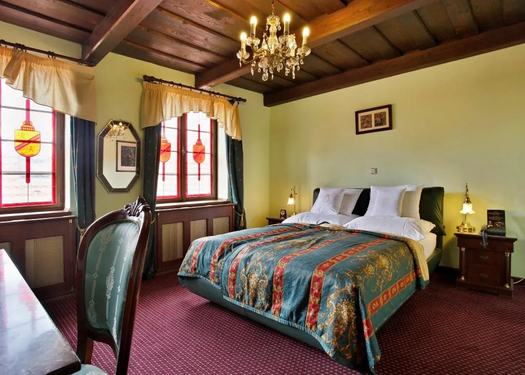 Room, U Pava, Prague