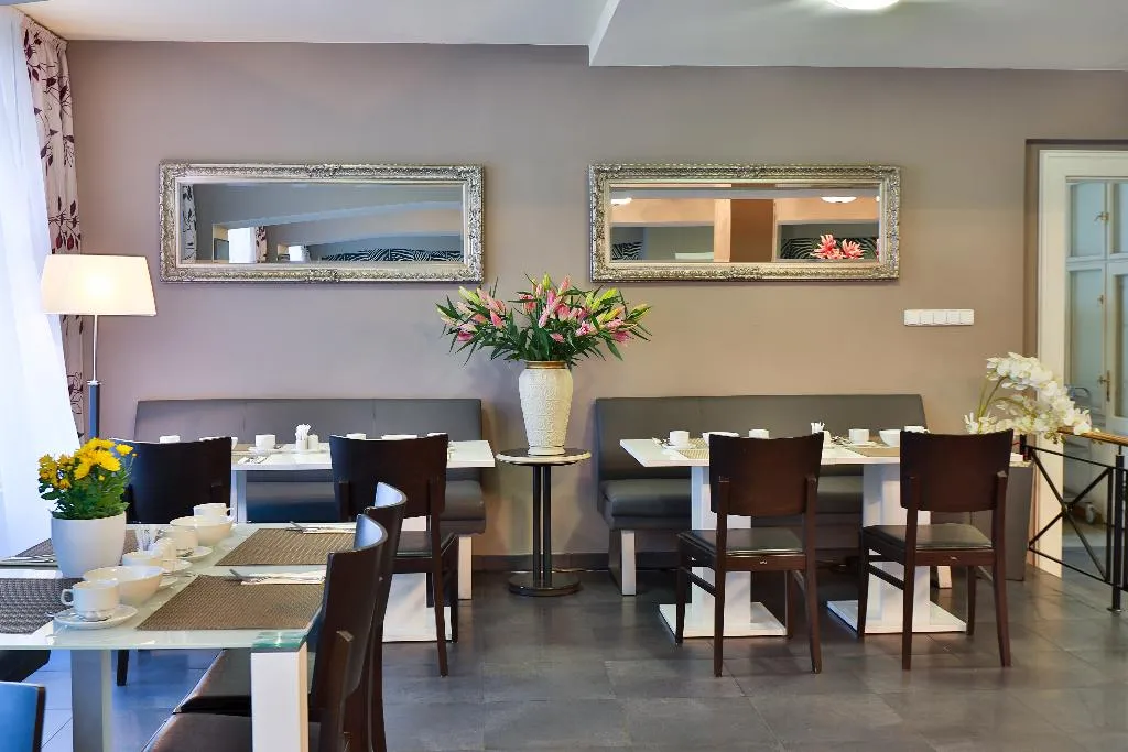 Restaurant, Elysee Hotel Prague, Prague