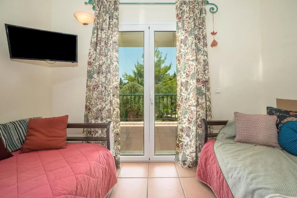 APARTMENT SEA VIEW Room, Liofyto Apartments, Zante
