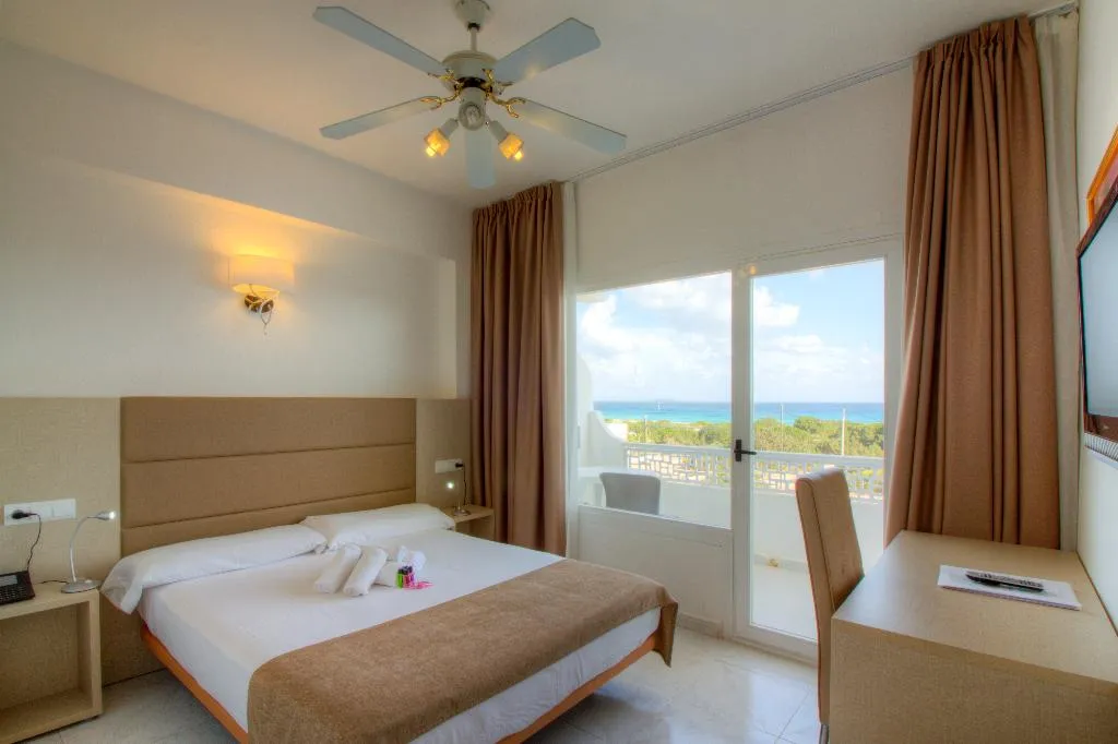 Double or Twin WITH BALCONY Room, Complejo Lago Playa, Ibiza