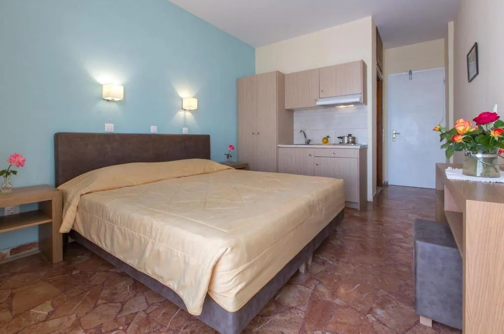 Room, Tolon Beach Hotel, Athens