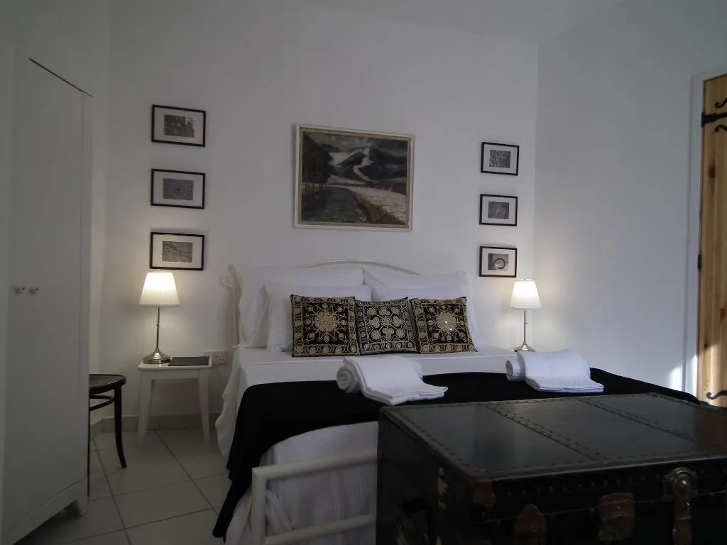 Room, Loggia Mariposa, Malta