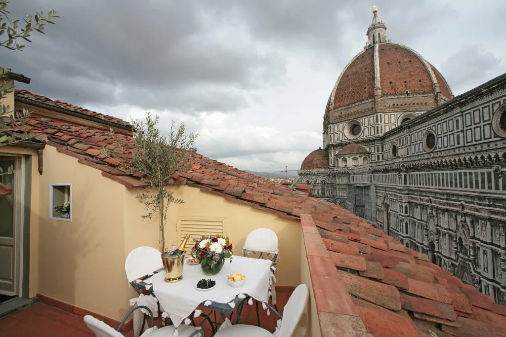 Terrace, Residence Palazzo Gamba, Florence
