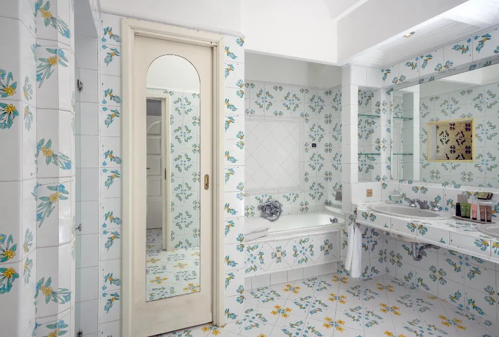 Room, La Floridiana, Naples