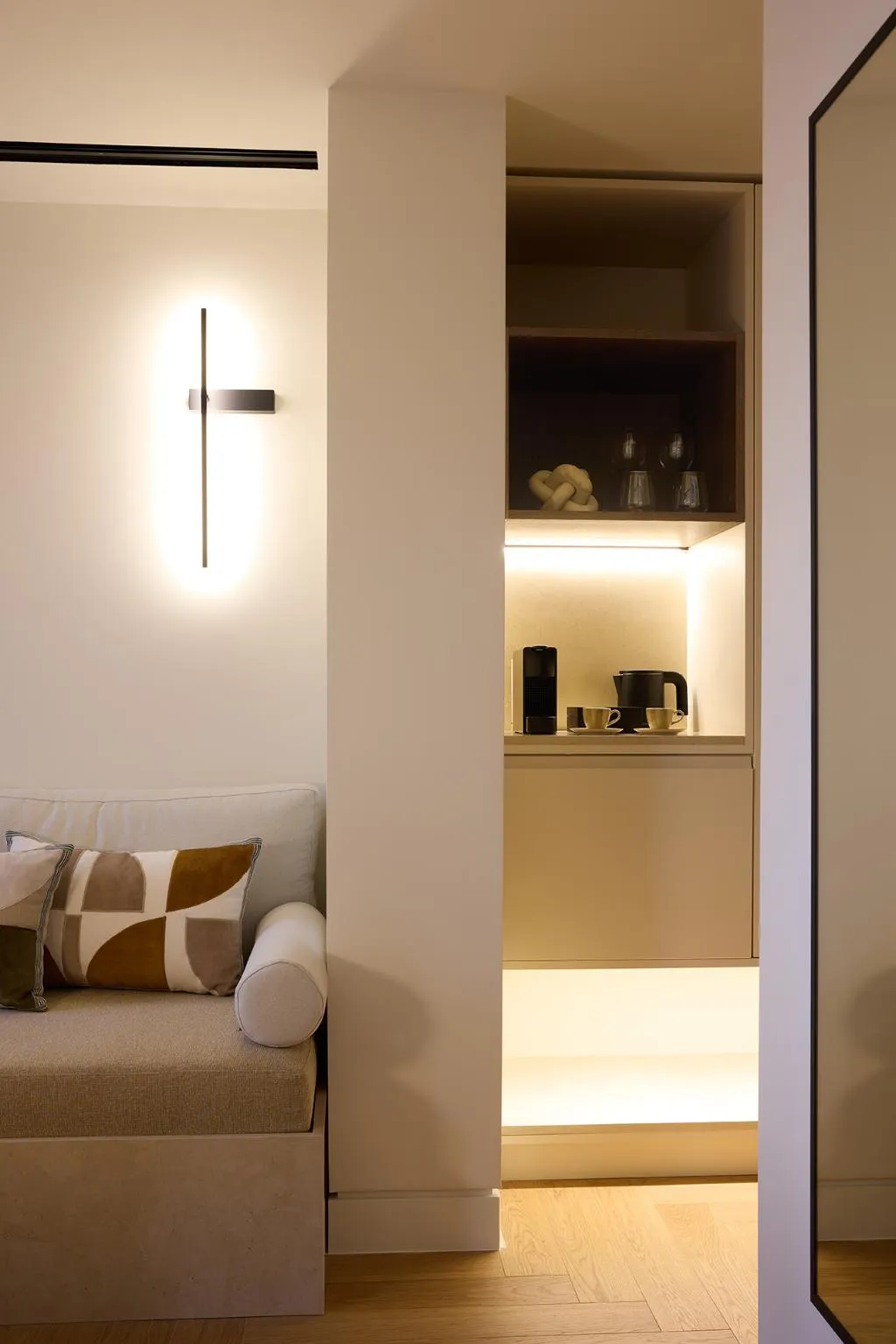 JUNIOR SUITE CITY VIEW Room, Bellén Athens Hotel, Athens