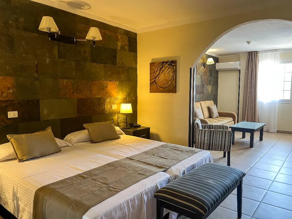JUNIOR SUITE CAPACITY 3 Room, Hotel La Aldea Suites, Gran Canaria