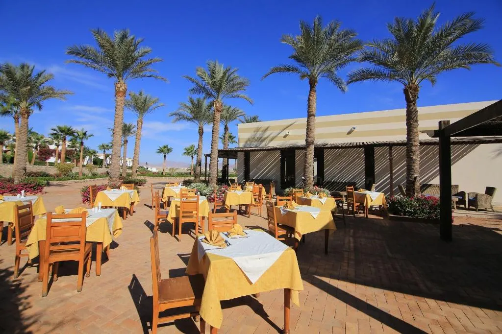 Restaurant, Club Reef Resort, Red Sea Riviera