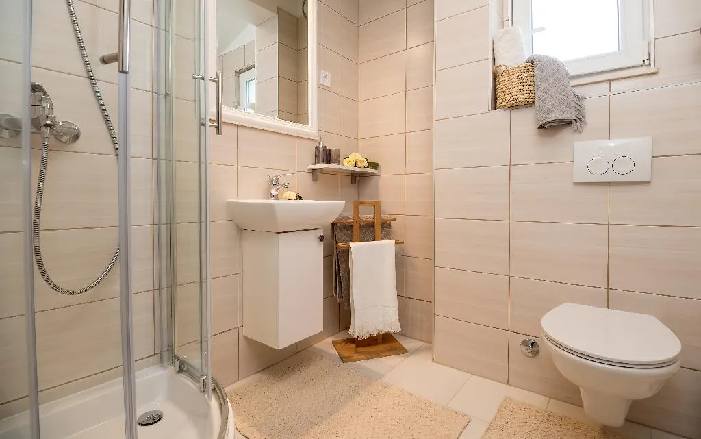 VILLA FOUR BEDROOMS Room, Villa Le Lu, Split