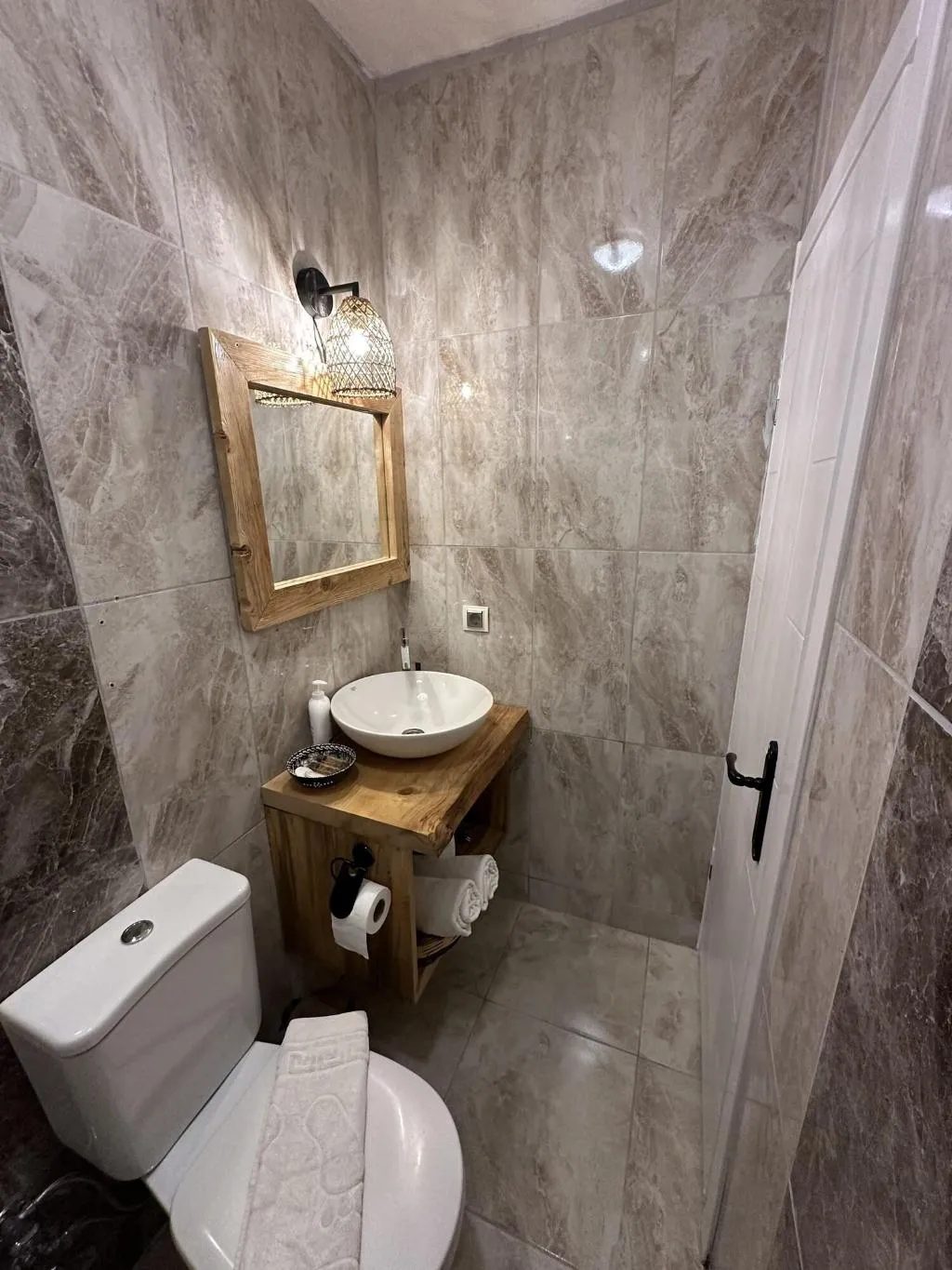 Room, Faralya Misafir Evi, Dalaman