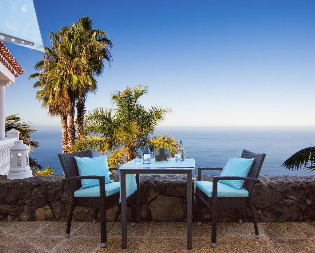 Terrace, Jardin de la Paz, Tenerife