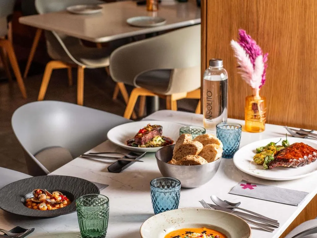 Restaurant, Novotel Madrid City Las Ventas, Madrid