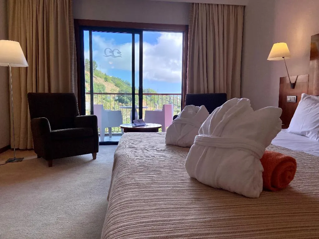 Double or Twin CAPACITY 3 Room, Hotel Quinta da Serra - Bio Hotel, Madeira