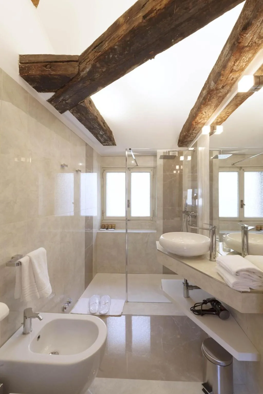 DOUBLE DELUXE Room, Palazzetto Pisani, Venice