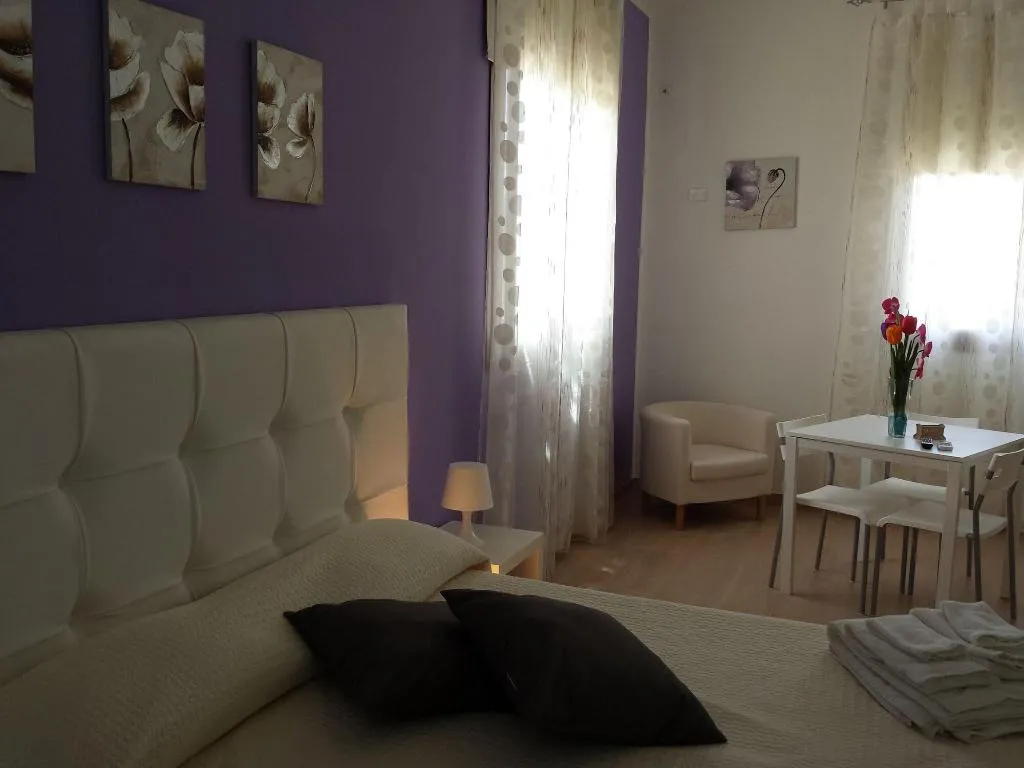Room, La Suite Di Segesta, Palermo
