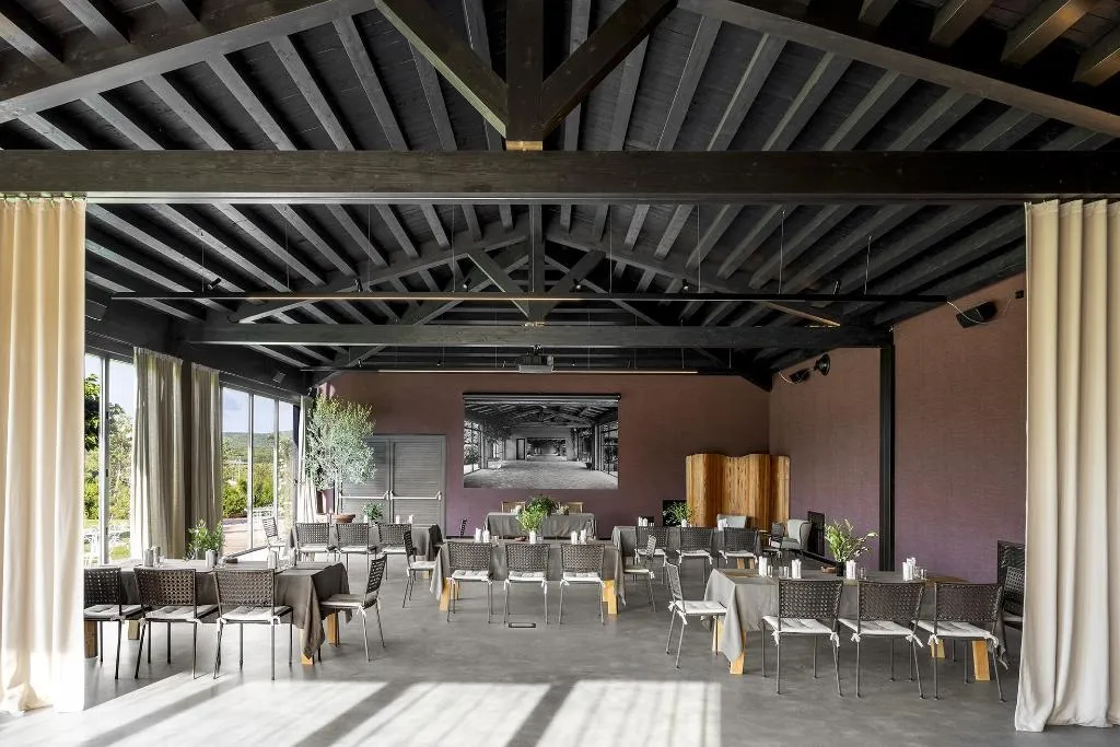 Conferences, Locanda Rossa, Rome