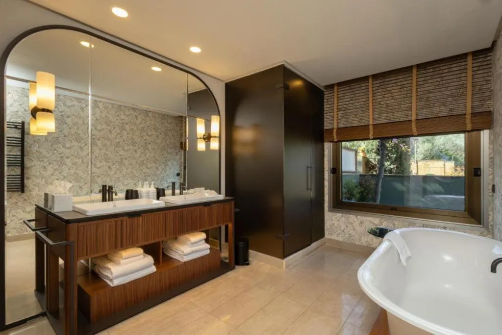 DOUBLE DELUXE SEA VIEW Room, Miramar Barcelona GL Newly Renovated, Barcelona