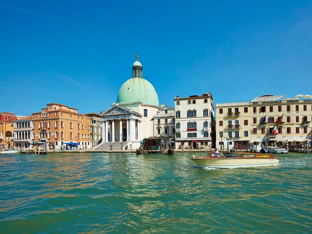 General view, Antiche Figure, Venice