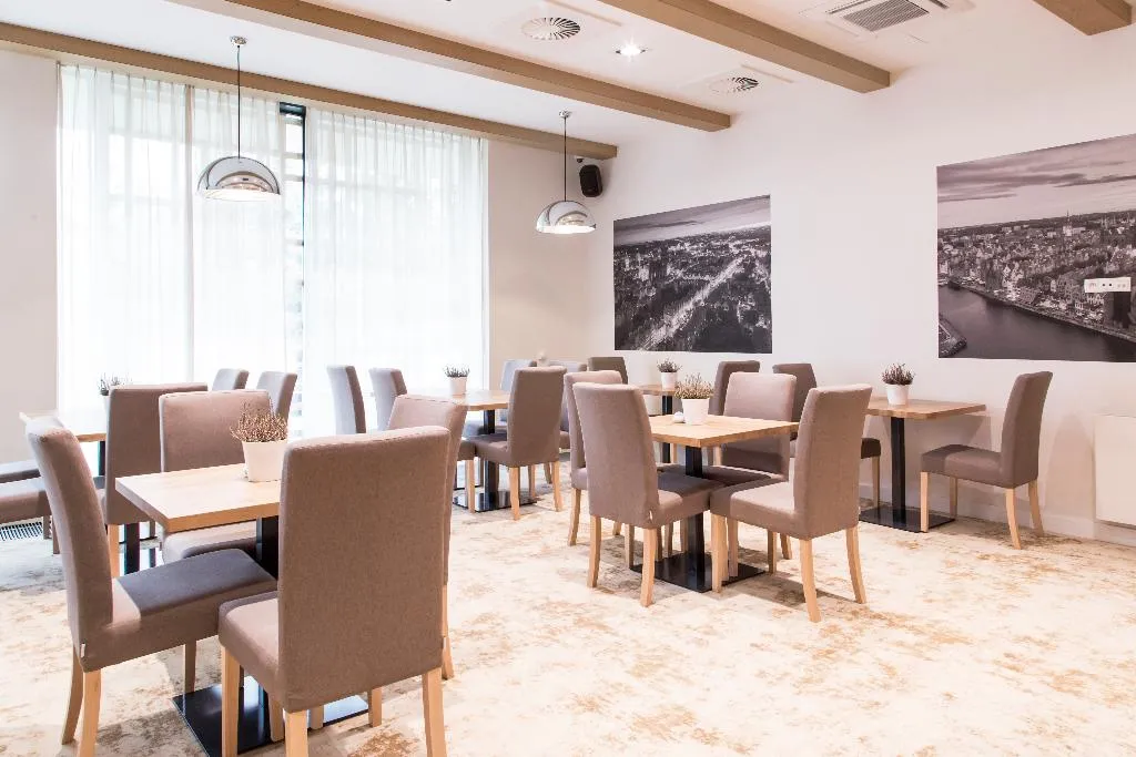 Restaurant, Platan, Gdansk