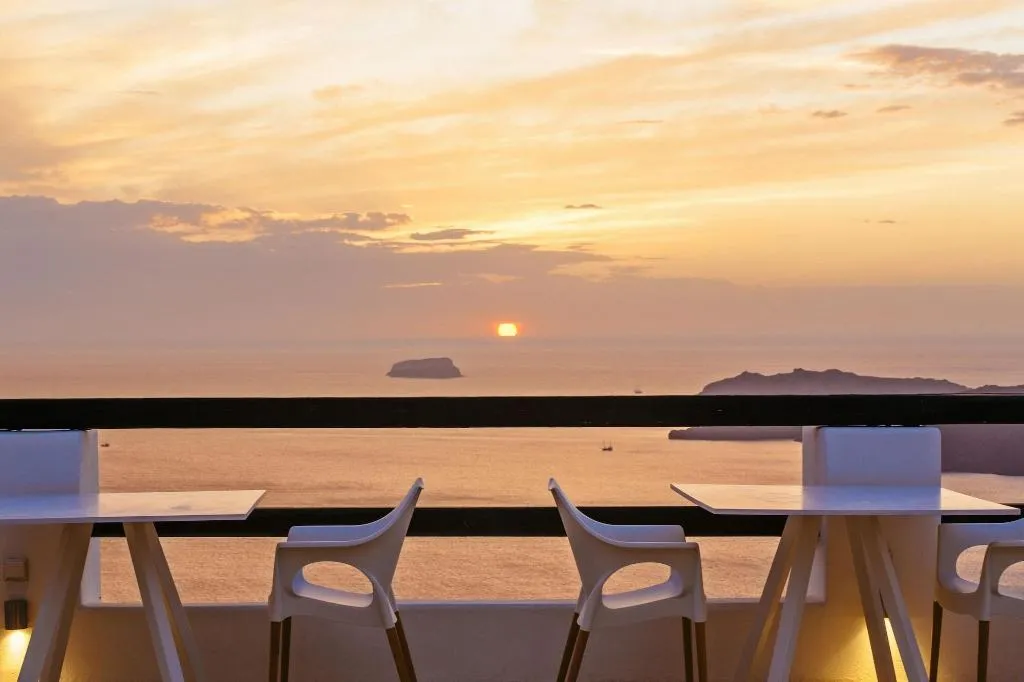 Terrace, Azzurro Suites, Santorini